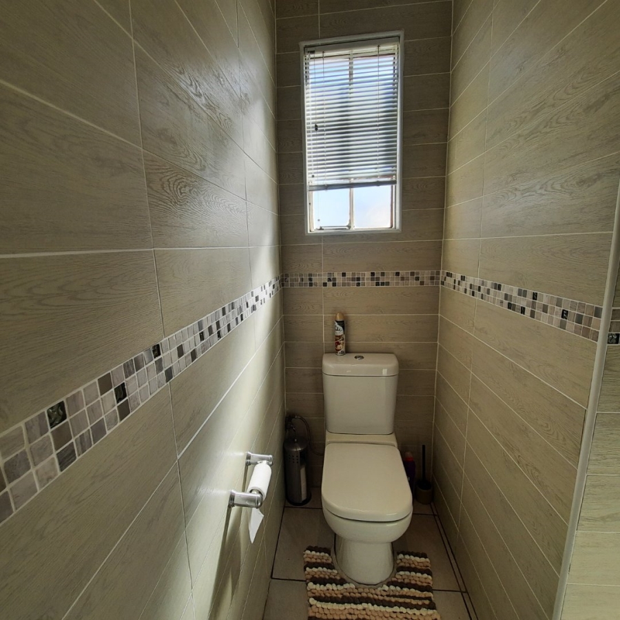 3 Bedroom Property for Sale in Estoire Free State